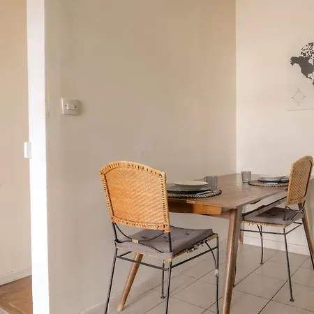 Apartamento Charming With Balcony In The Heart Of The 7th *